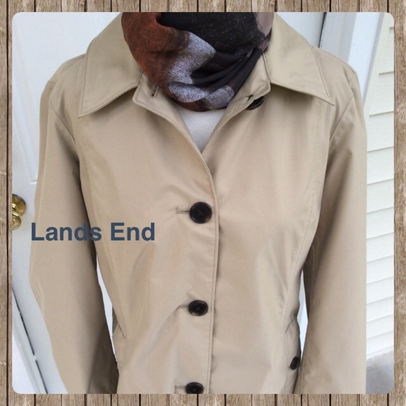 Lands End (worn once) Raincoat - Picture 3 of 6